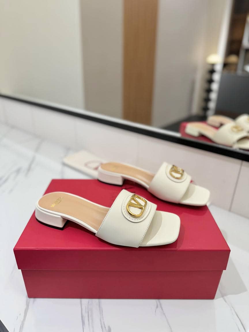 Valentino Slipper 5-4
